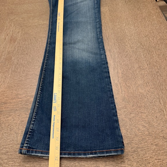 Silver Jeans Flare Leg Distressed Medium Wash Denim Jeans Size 30 Low Rise - Picture 10 of 10